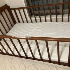 ベビーベッド、ベビー布団一式の画像