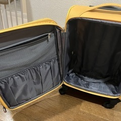 グリフィンランド　スーツケース　布製　黄色の画像