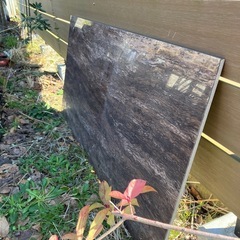 大理石調大判タイル（未使用品）1200✖️600 ブラウンの画像