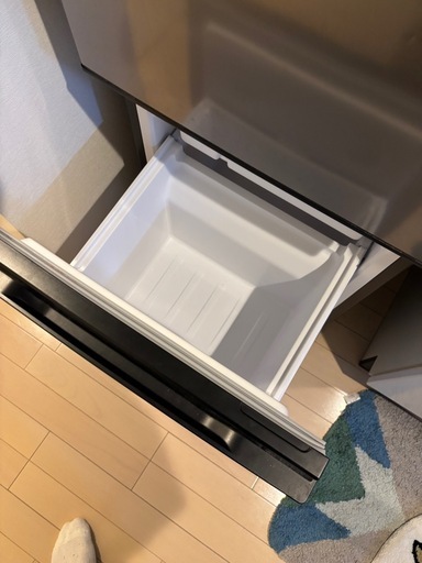 【引っ越しのため】2022年製 AQUA 冷蔵庫135L AQR-J14N