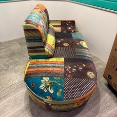 3月20日まで　パッチワーク柄　2人がけ　ソファ　の画像