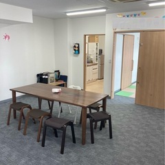 【時給1300円】午後だけOK！送迎ドライバー募集｜未経験歓迎・分割相談可の画像