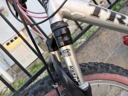 TREK Liquid フルサスマウンテンバイク 高性能パーツ多数搭載