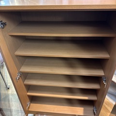 食器棚　　現物は段原店の画像