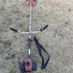 取引中です。　　エンジン式草刈機の画像