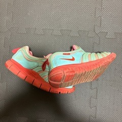 NIKE スニーカー　20cmの画像