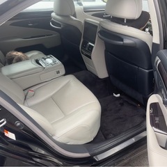 レクサス　LS600HLの画像