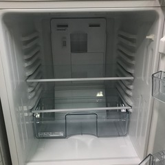 ジャングルジャングル貝塚店　冷蔵庫　ツインバード　2021年製　2ドア　右開き　白　ホワイト　ファン式　間冷式　コンパクト　耐熱トップテーブル　中古　貝塚市　二色浜の画像