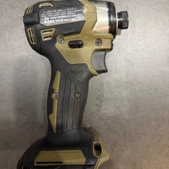 マキタ　18V 充電式インパクトドライバー　本体のみの画像