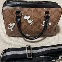 coachスヌーピーバックの画像