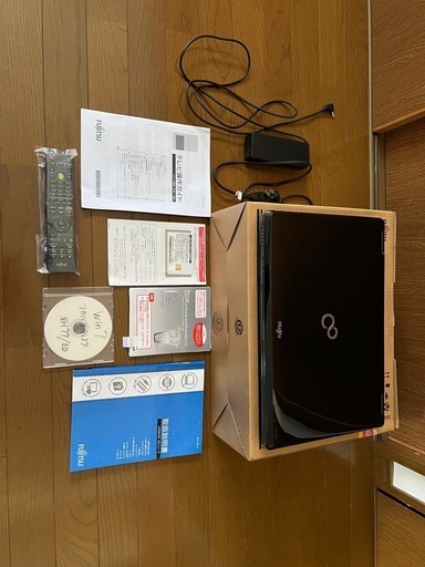 引き取り限定 ジャンク　FMV LIFEBOOK NH77/ED　ノートパソコン