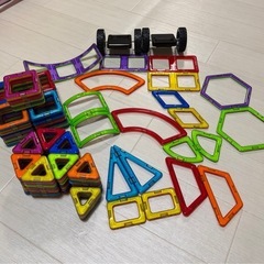 マグフォーマーの画像