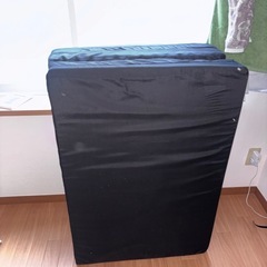 折りたたみマットレスの画像