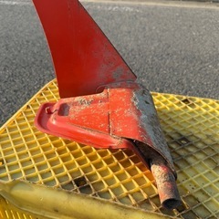 トラクター用　部品　パーツ　サイドカバー　補助カバー　クボタトラクター　ロータリー　補助カバー　尾輪　ビリン　片方のみの画像