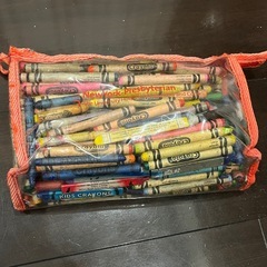 クレヨン　大量　使いかけ　多色　1kgの画像