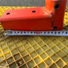 クボタ　左右セット　尾輪　トラクター用　金具　パーツ　部品　ロータリー　農機具の画像