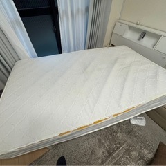 セミダブルベッドの画像