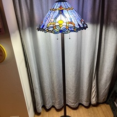 ステンドグラス フロアランプ スタンドの画像