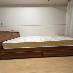 セミダブルベッド 収納付き マットレス付 美品 1年未満 3/25〜27引取限定の画像