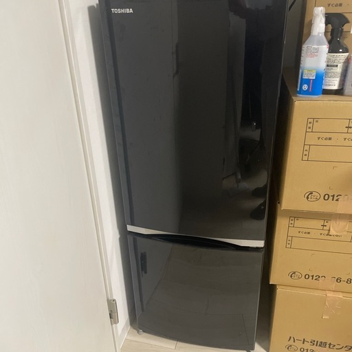 4点で5000円　電子レンジ、ソファー、洗濯機、冷蔵庫
