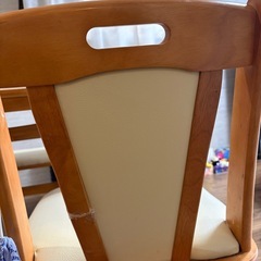テーブル、イスの画像