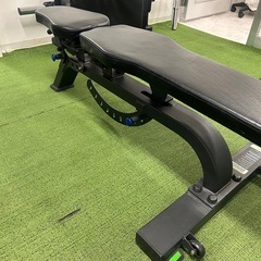 アジャスタブルベンチ、エアロバイクセットの画像