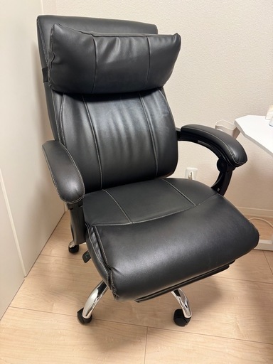 リクライニングゲーミングチェア オットマン付き ブラック 美品