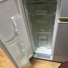 SHARP冷蔵庫425L   無料の画像