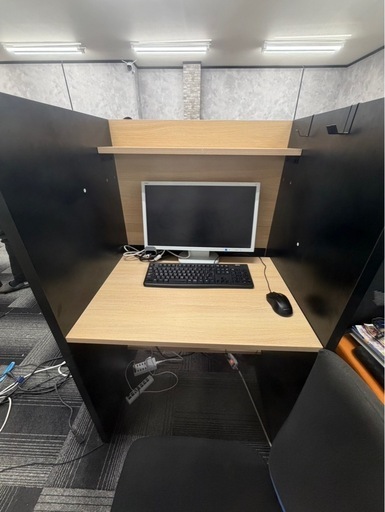 【美品】個室ブース型デスク 集中デスク コールセンター用 在宅ワーク 