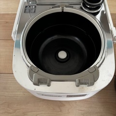 【中古】Panasonic  スチーム＆可変圧力IH W踊り炊き　　SR-SSX100 2020年製の画像