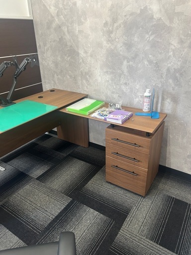 【美品】高級社長デスク2台＋椅子セット 約10万円相当 L字 オフィス家具 
