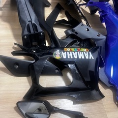 2019  YZF-R25 カウルなどの画像