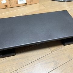 不用品処分／折りたたみ式モニター台の画像