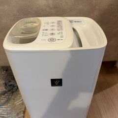 2022年製　シャープ加湿器の画像
