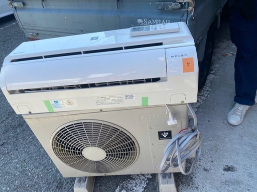 配送取付込み SHARP/シャープ■ルームエアコン■AC-L40AW■主に14畳■4.0kw■100V■高濃度プラズマクラスター/すこやか気流■2020年製