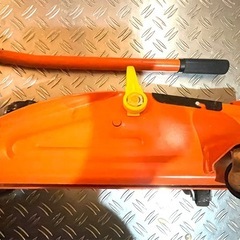 2tジャッキ　フロアジャッキ　油圧ジャッキの画像