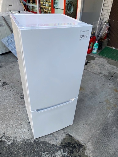 NO B923?福岡市内配送設置無料✨?YRZ-C12H1(ホワイト) 2ドア冷蔵庫 右開き 117L 幅478mm 2022年 