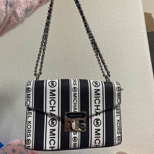 MICHAEL KORS バッグ