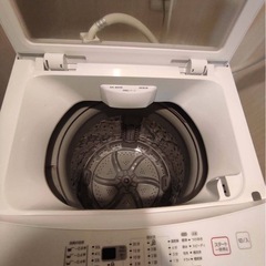 冷蔵庫、洗濯機、ヒーターなどの画像