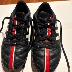中古　adidas スパイク　21.0cmの画像