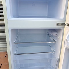 アイリスプラザ 冷蔵庫 81L  美容サロンで使用 食品使用歴なし 一人暮らしにいかがですか？の画像