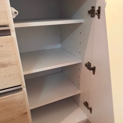 【受け渡し決定】木目調カップボードの画像