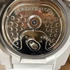 炊飯器の画像
