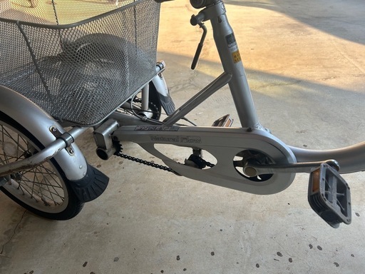 三輪自転車
