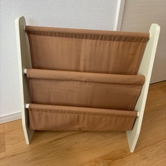 【美品】絵本、本ラック、収納ラックの画像