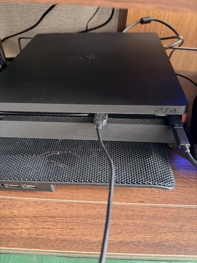 ps4 500GB汎用コントローラー、ヘッドセット、コントローラー充電器付き