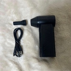 【新品】電動エアダスター 充電式 強力ドライヤー洗車 掃除機 軽量252gの画像