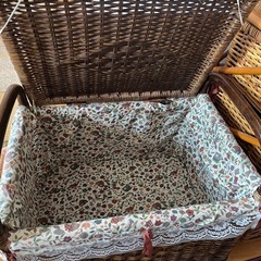 木のカゴの画像