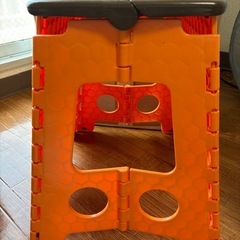 【⭐︎無料でお譲りします⭐︎】折りたたみ椅子の画像