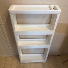 ニトリ スリムラック4段の画像